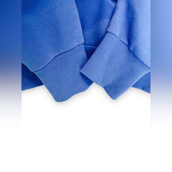 Velvety Soft Puma Sweatshirt | M | - Picture 6 of 6